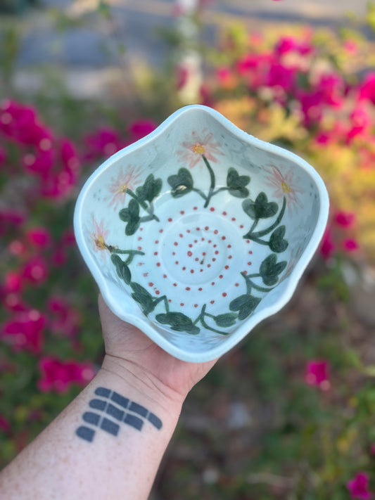 Bloodroot Vulva Bowl